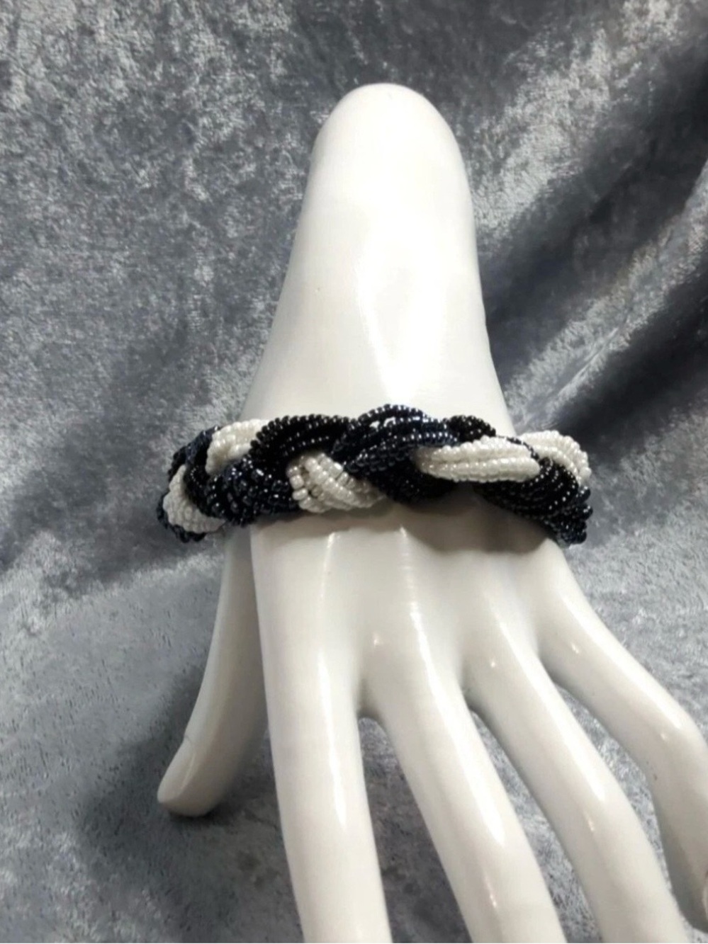 vintage black/white seed bead twisted multi-strand adjustable cuff bracelet-NWT